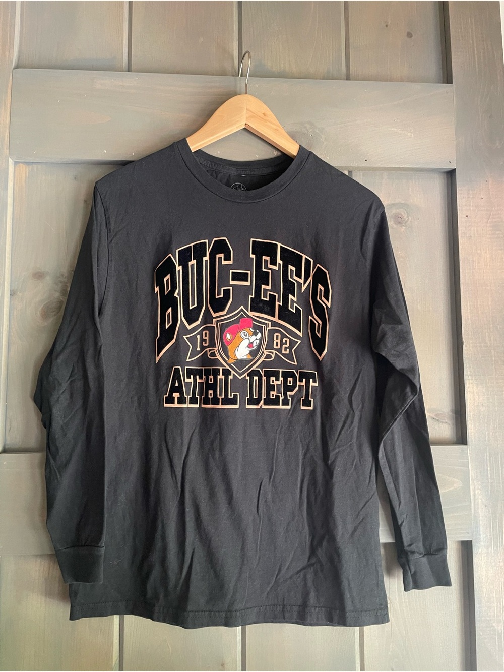 BUC-EES Black Long-Sleeve Athletic Graphic Tee